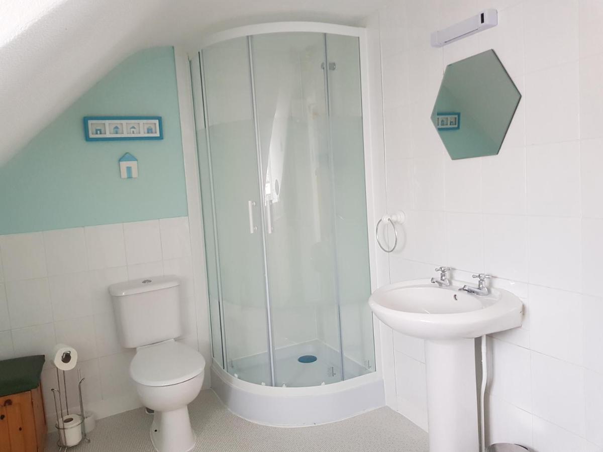 Seaspray Guest house 3*
